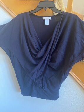 Navy Draped V-Neck Criss Cross Spring Sweater Short Sleeves, never worn, sz S